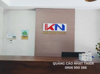 Bảng logo công ty mica