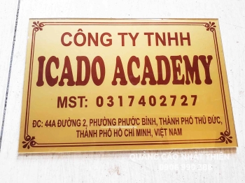 Bảng tên công ty mica KT 30*20cm