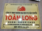 Bảng tên công ty mica KT 40*30cm