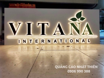 Bảng logo công ty mica