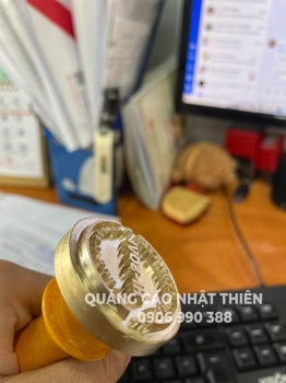 Khắc dấu đồng