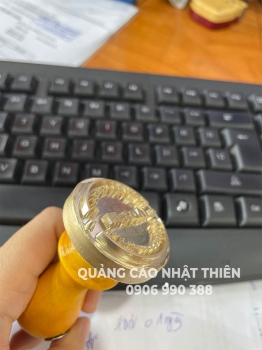 Khắc dấu đồng