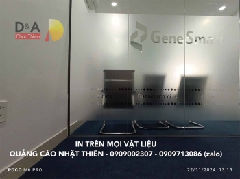 Dán decal cát mờ logo